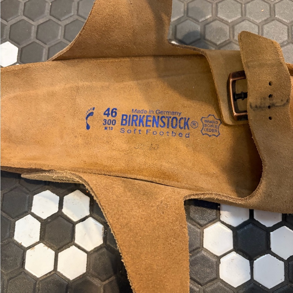 Birkenstock Men’s Arizona Sandal Suede Latte Cream Size 46 US13 Soft Footbed - Picture 2 of 4